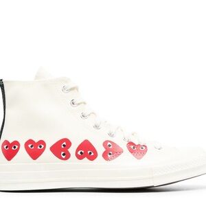 Comme des Garcons PLAY Cream Red Heart Sneakers